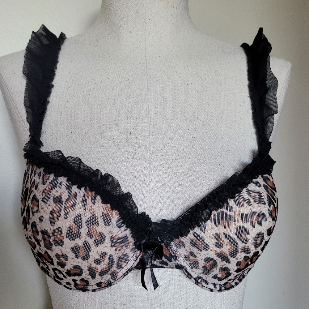 Cheetah Print and Black Lace Bra 34B